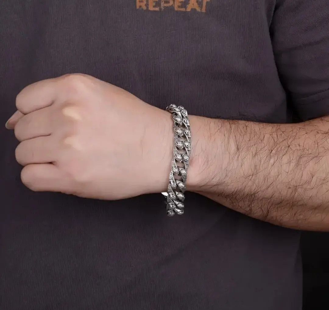 Other Alien Skulls Chain Link Bracelet Clipper Hook Size ONE SIZE - 3 Thumbnail