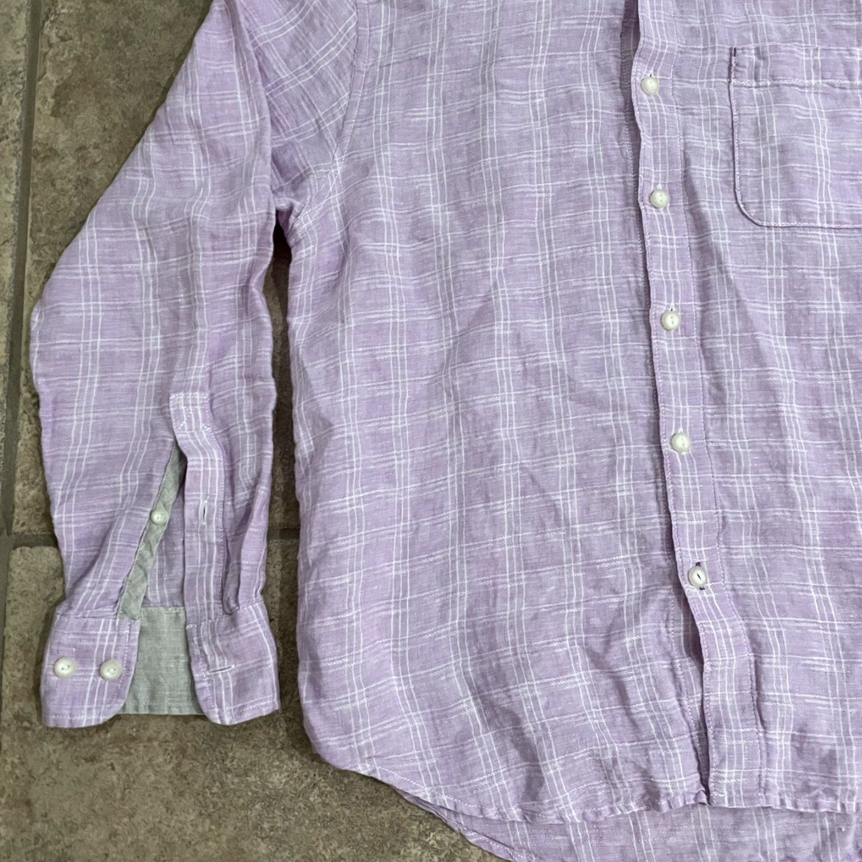 Tommy Bahama VINTAGE Tommy Bahama Men’s Long Sleeve Pink Linen Button-Down Shirt Size Large Size US L / EU 52-54 / 3 - 3 Thumbnail