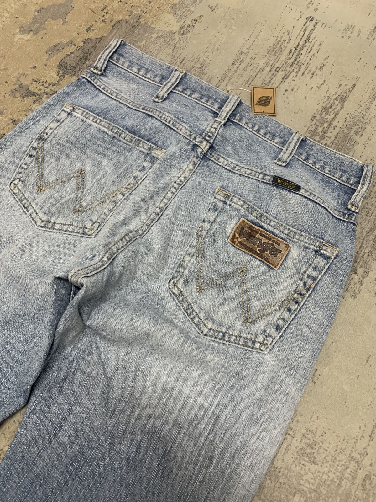Vintage Vintage Light Wash Wrangler Jeans W31x31.5 Size US 31 - 7 Thumbnail