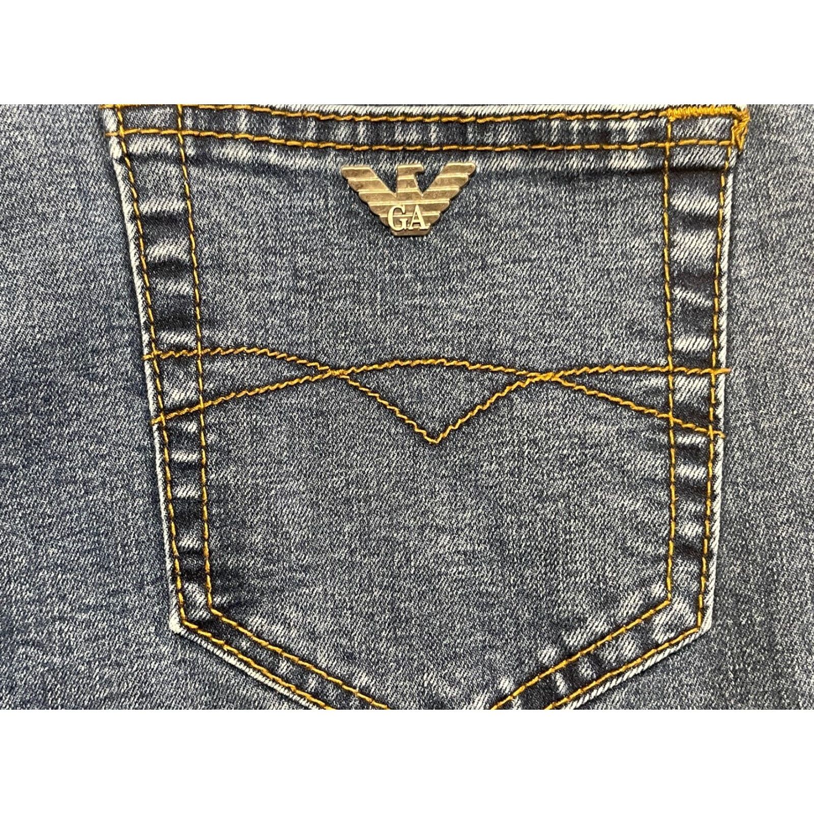 Vintage VINTAGE Armani Jeans Jeans Men 31 31x28 Blue Straight Simin T W31 L28 Button Zip Size US 31 - 6 Thumbnail