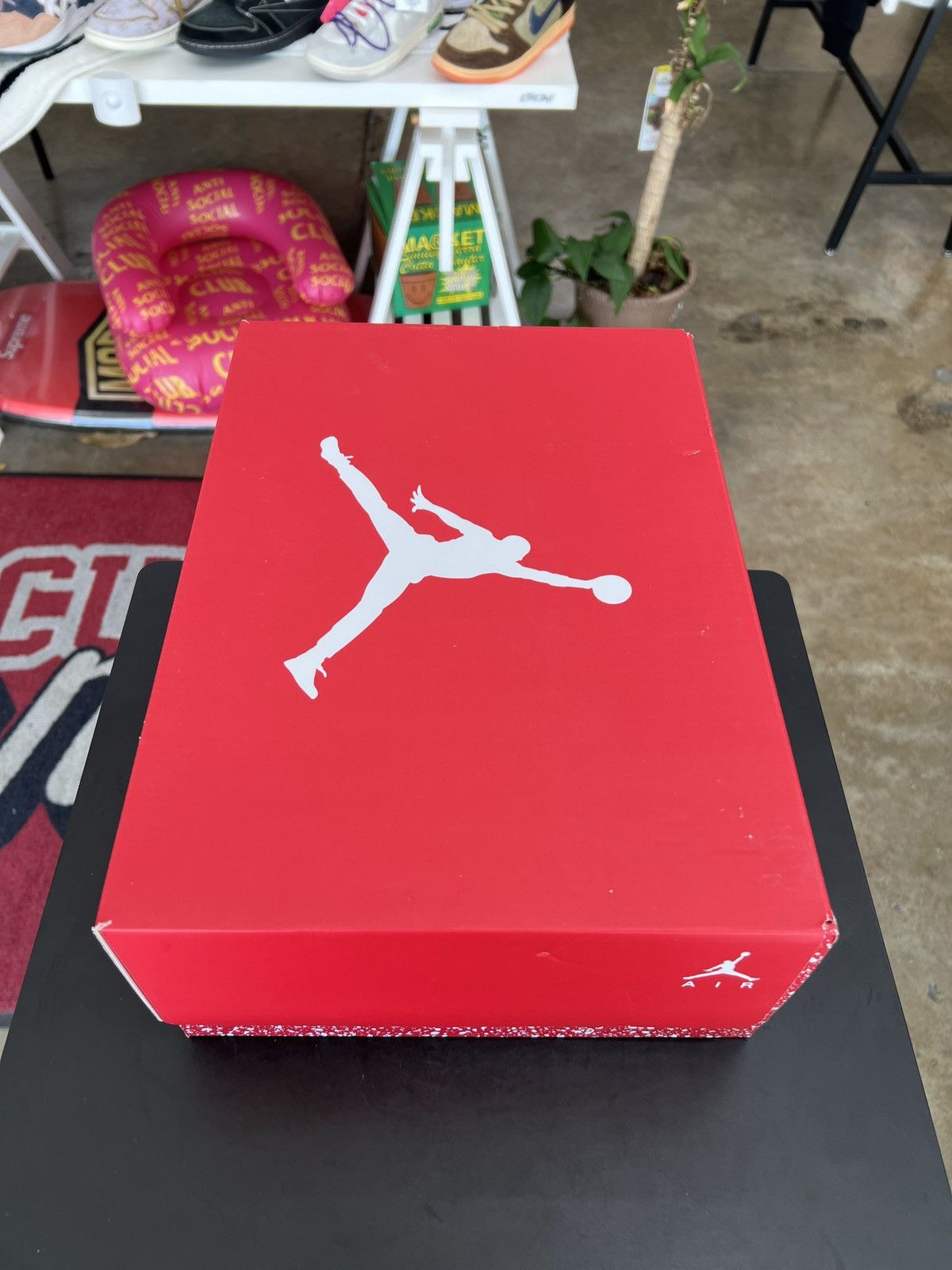Jordan Brand Air Jordan 6 Red Oreo Sz. 10.5 (2022) Size US 10.5 / EU 43-44 - 14 Thumbnail