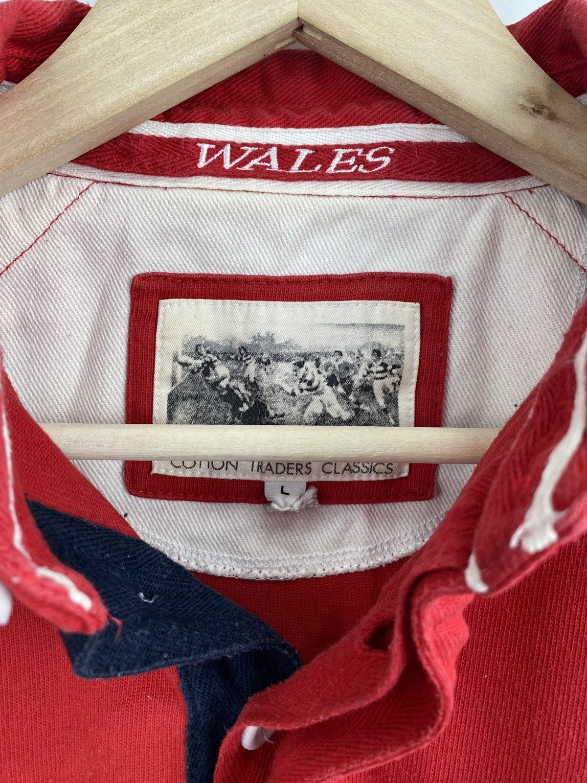 Cotton Traders 🏴󠁧󠁢󠁷󠁬󠁳󠁿 🏉 Vintage 90s Wales Cotton Traders Rugby Jersey Rare Retro Size US L / EU 52-54 / 3 - 6 Thumbnail