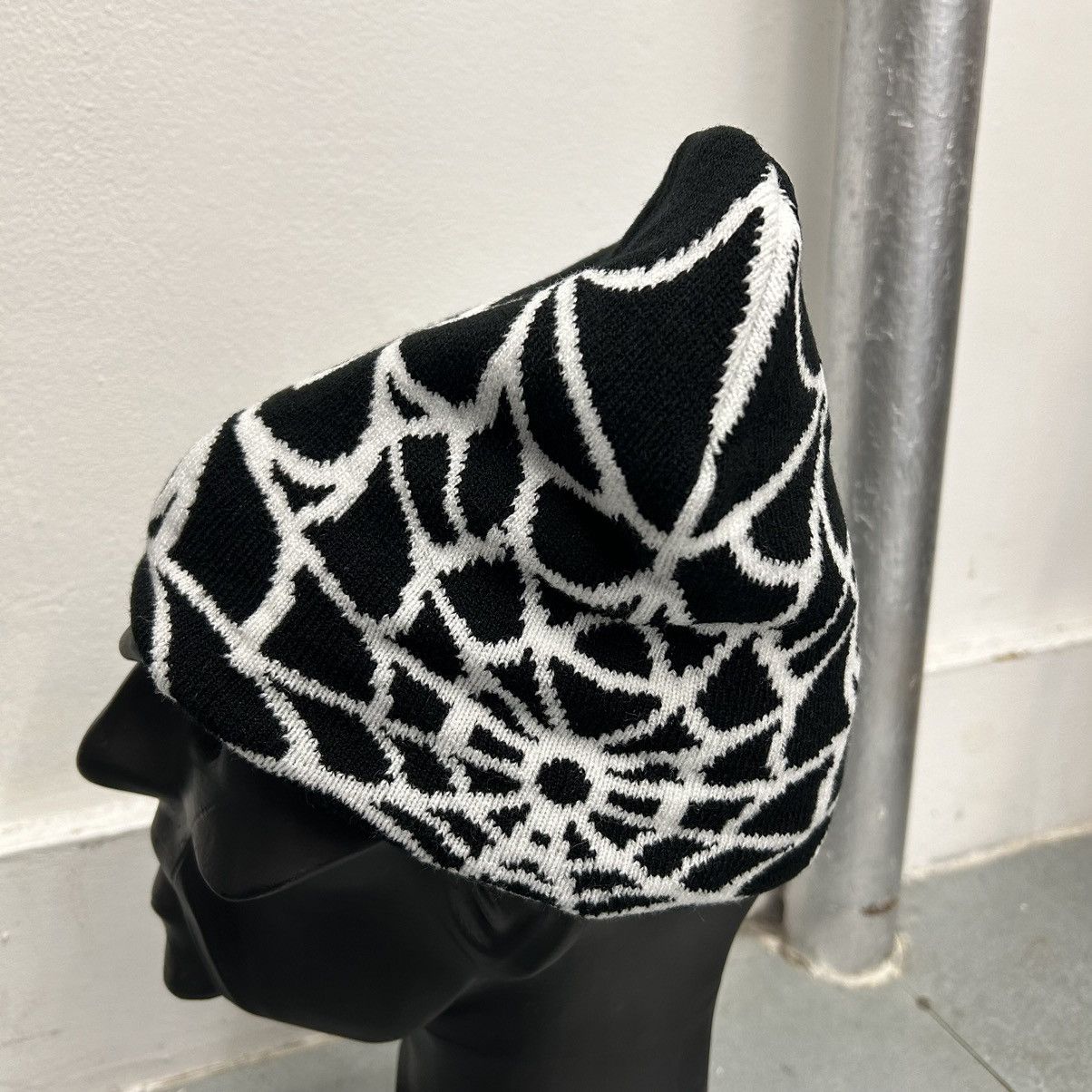 Vintage Y2K 2000s Style Spider Web All Over Print Skater Beanie Size ONE SIZE - 3 Thumbnail