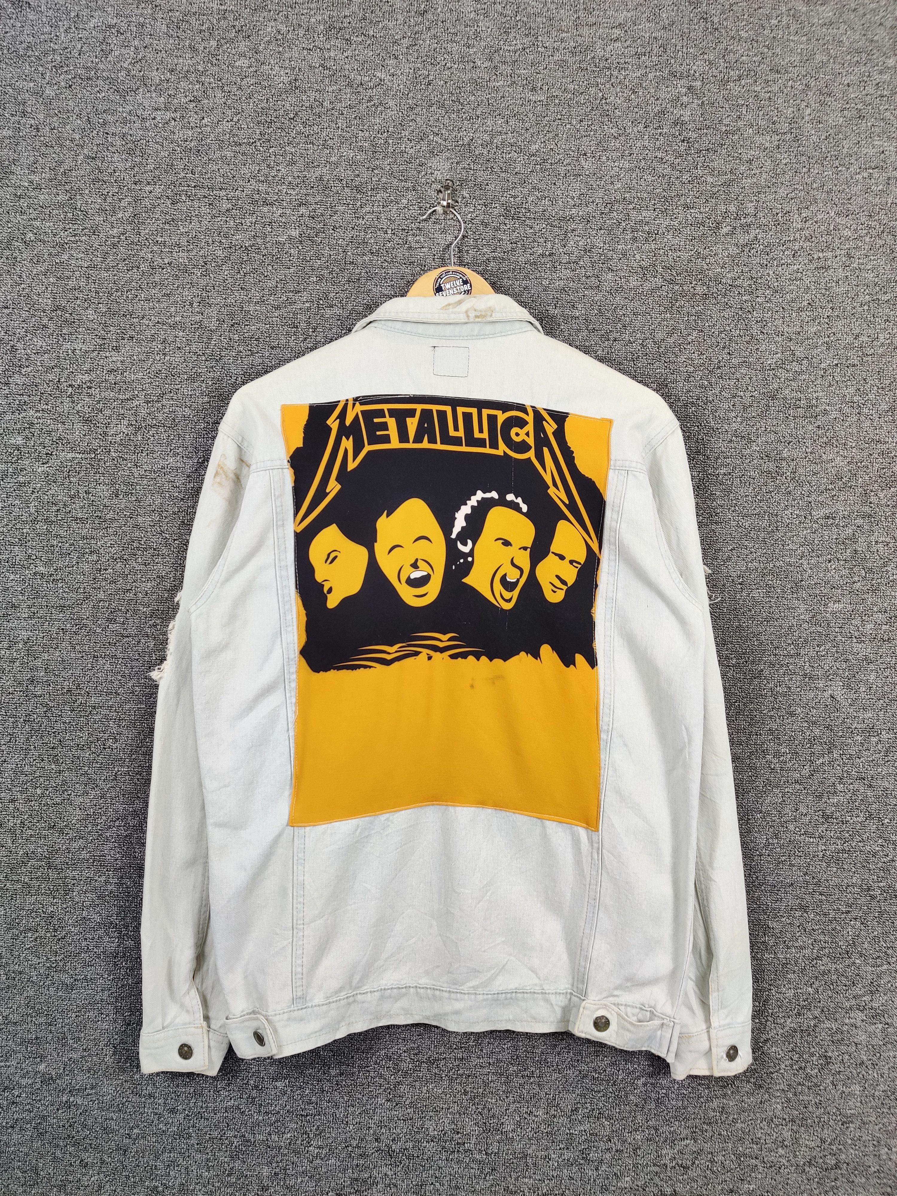 Vintage Vintage Thrashed Mettalica Distressed Denim Jacket Size US XL / EU 56 / 4 - 1 Thumbnail