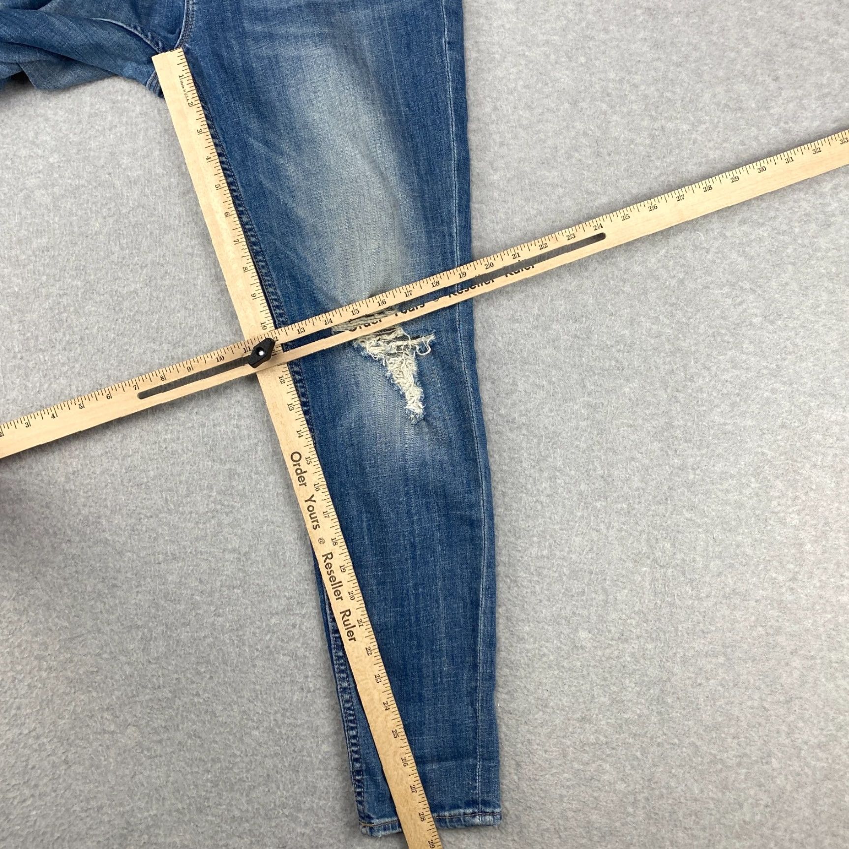 Vintage VIGOSS Chelsea Skinny Jeans 33x28 Blue Ankle Stretch Denim Distressed Logo Belt Loops 5-Pocket Women Size 24" / US 00 / IT 34 - 5 Thumbnail