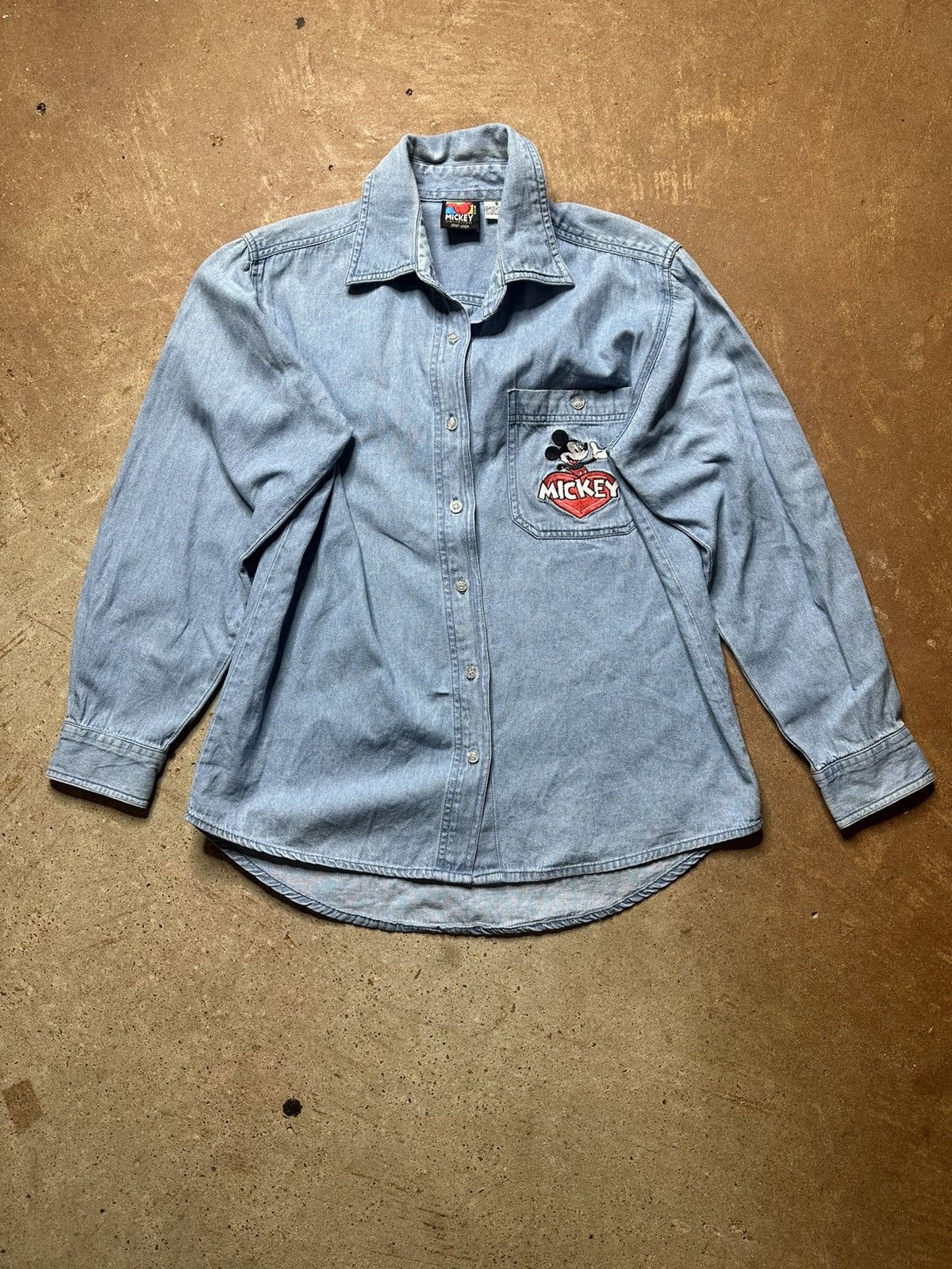 Disney × Vintage 1990s Jerry Leigh Limited Edition Mickey Heart Denim Shirt Size US S / EU 44-46 / 1 - 1 Thumbnail