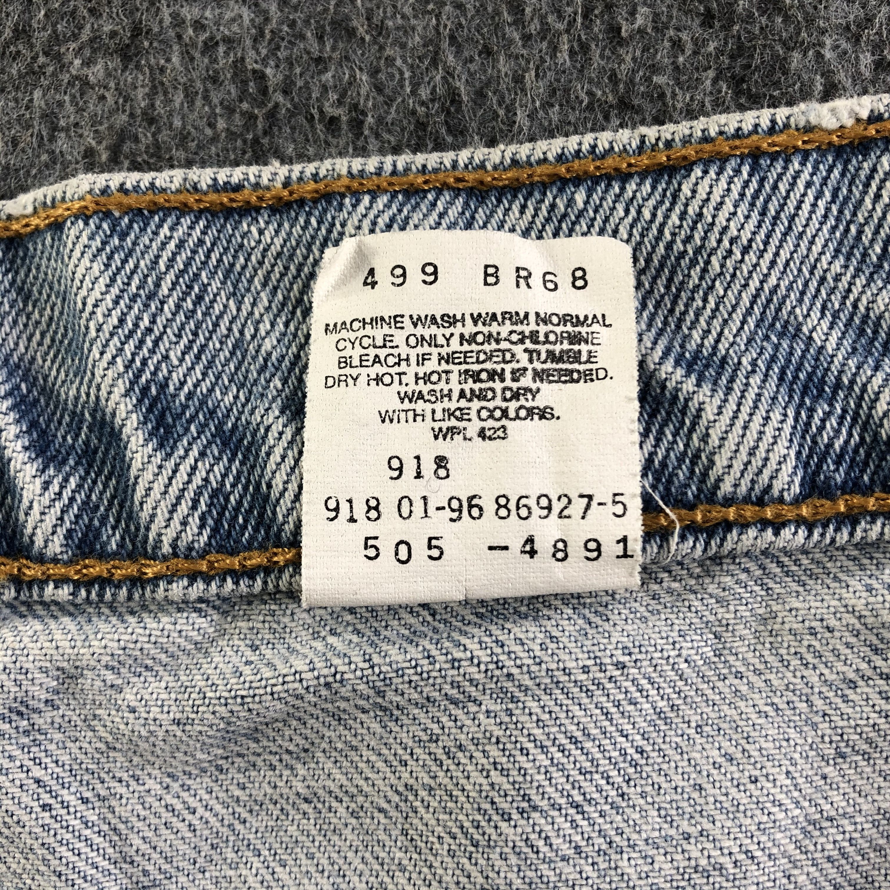 Levi's Vintage Light Wash Levis 505 Jeans-J4439 Size US 39 - 11 Thumbnail