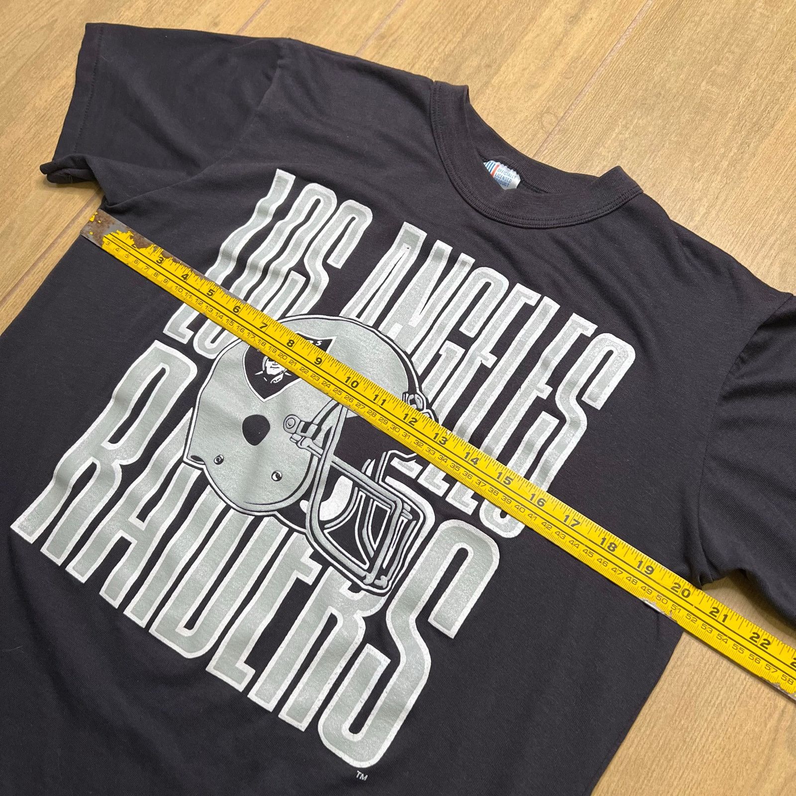 Vintage Vintage 80s NFL Los Angeles Raiders T-Shirt Black Sz XL Size US XL / EU 56 / 4 - 7 Thumbnail