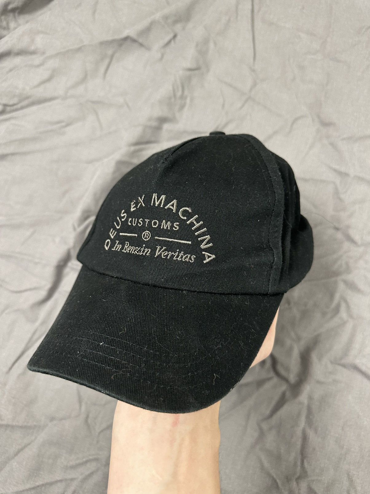 Pre-owned Deus Ex Machina X Trucker Hat Deus Ex Machine Embroidered Logo Trucker Hat Cap Y2k Vintage In Black