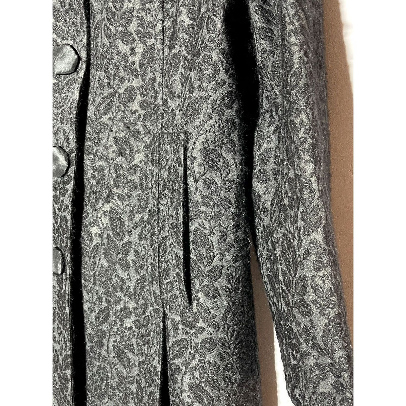 Moschino Moschino Coat Women’s Black Leaf Pattern Overcoat Jacket S Size S / US 4 / IT 40 - 6 Thumbnail