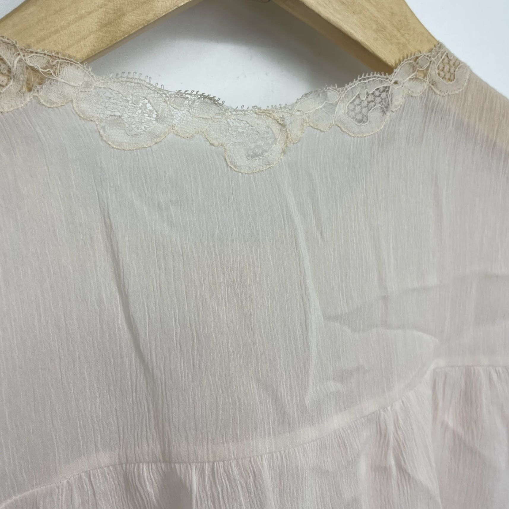 Vintage VINTAGE Lora France Robe Womens Medium Chiffon Lace Pink 1970s Read Sissy Coquette Art Deco M Ladies Size ONE SIZE - 3 Thumbnail