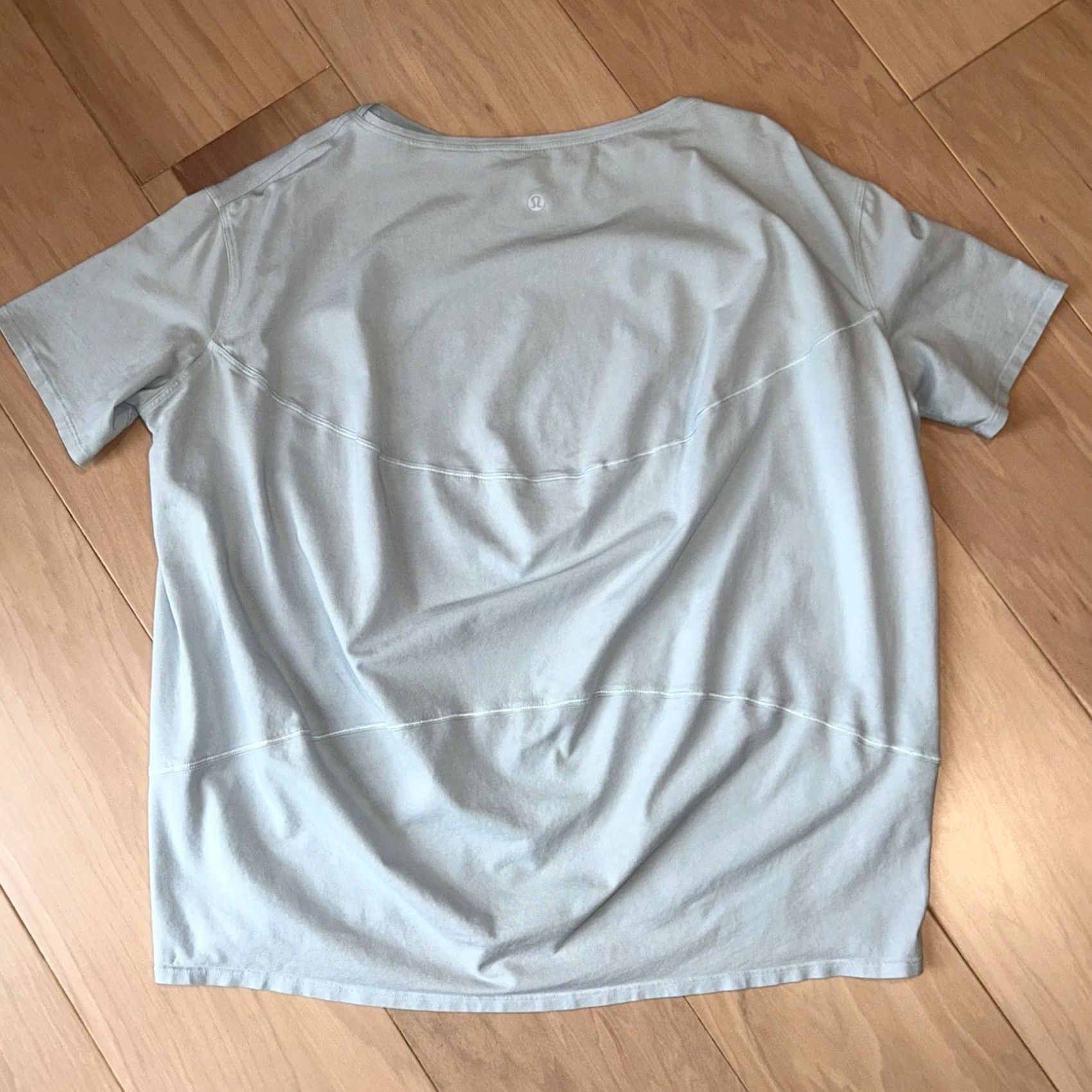 Lululemon Lululemon Back in Action Top Shirt Boat Neck Short Sleeve Women’s Large Blue Striped Workout Gym Yoga Sports Shirt Mens Womens Girls Boys Size L / US 10 / IT 46 - 5 Thumbnail