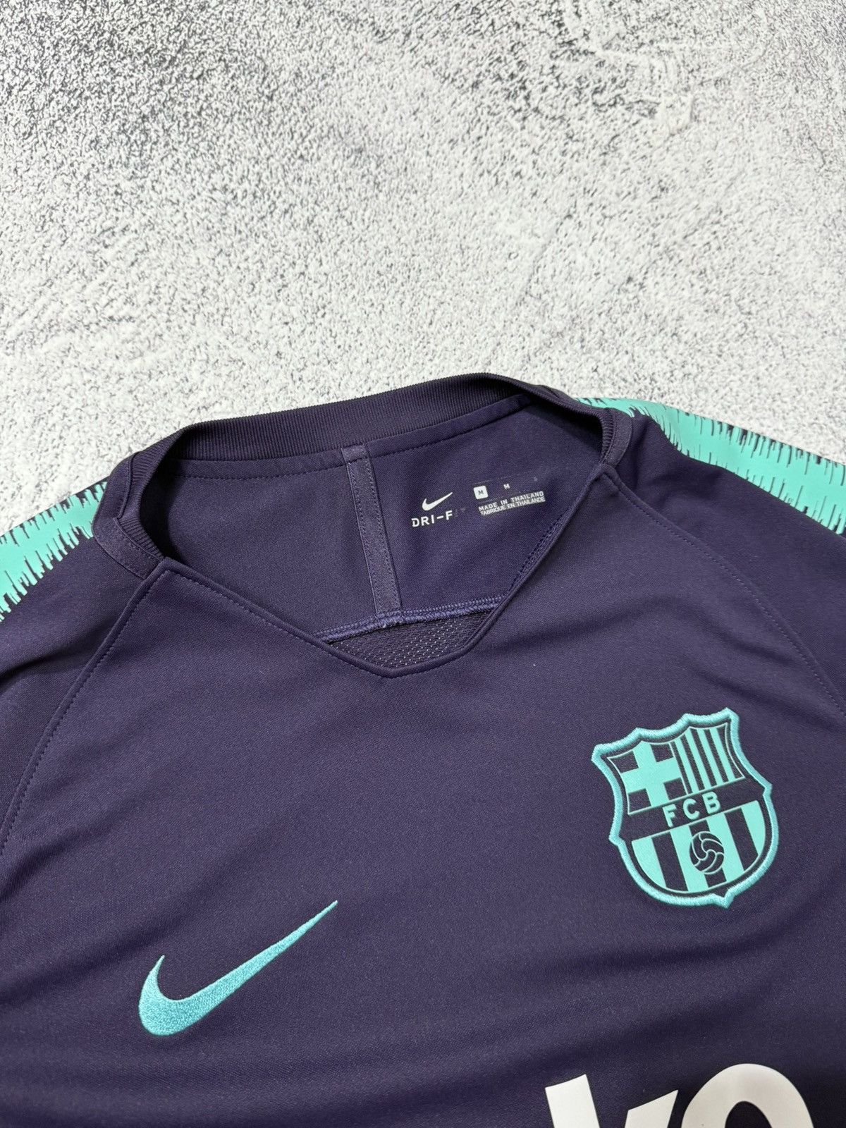 Nike Nike FC Barcelona 2018/2019 Training Soccer Jersey Blokecore Size US M / EU 48-50 / 2 - 6 Thumbnail