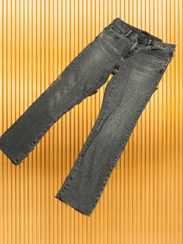 Japanese Brand × Uniqlo Jeans Light Wash Vintage Denim Pants Size US 30 / EU 46 - 1 Thumbnail