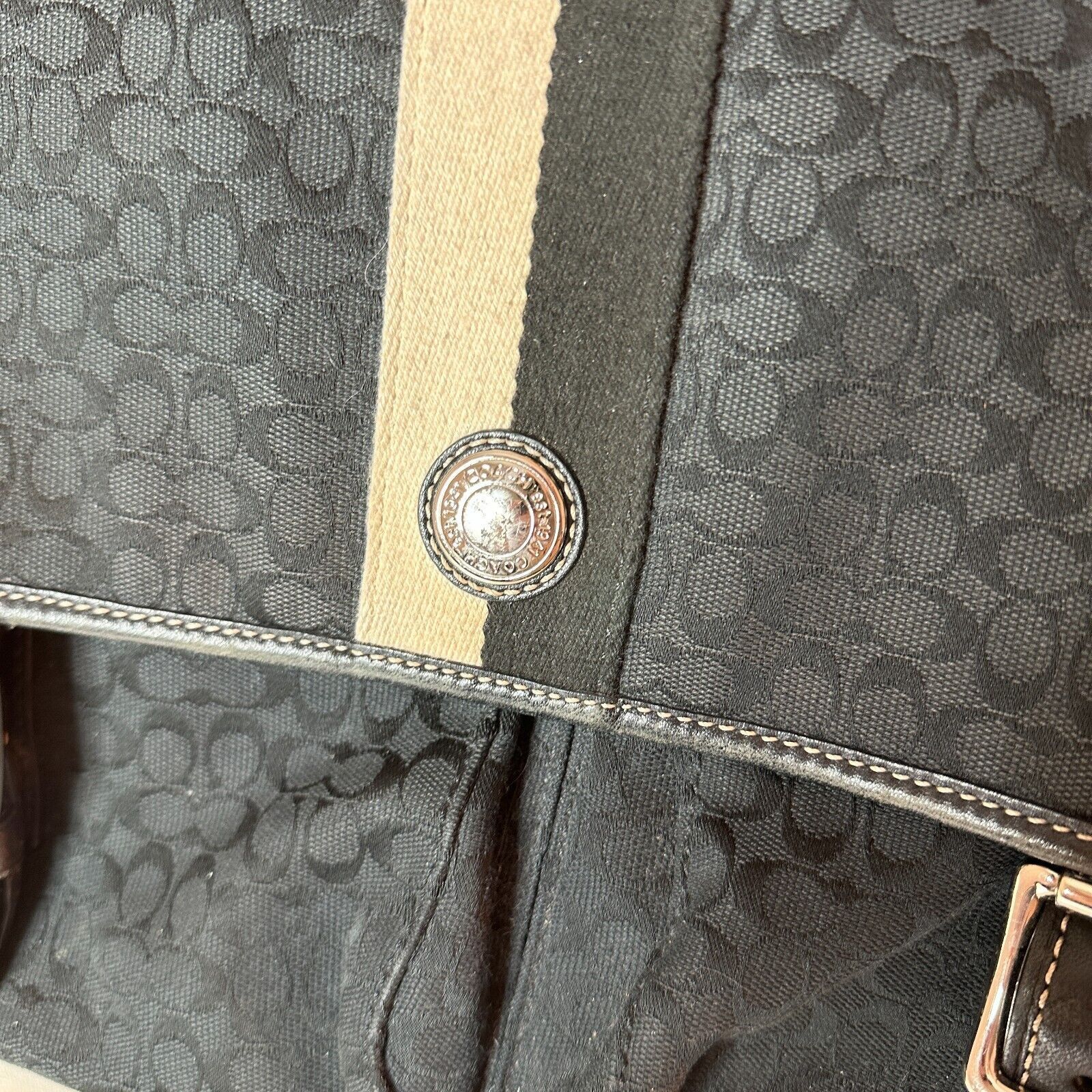 Coach Coach Signature Black Tan Voyager Messenger Shoulder Bag Size ONE SIZE - 7 Thumbnail