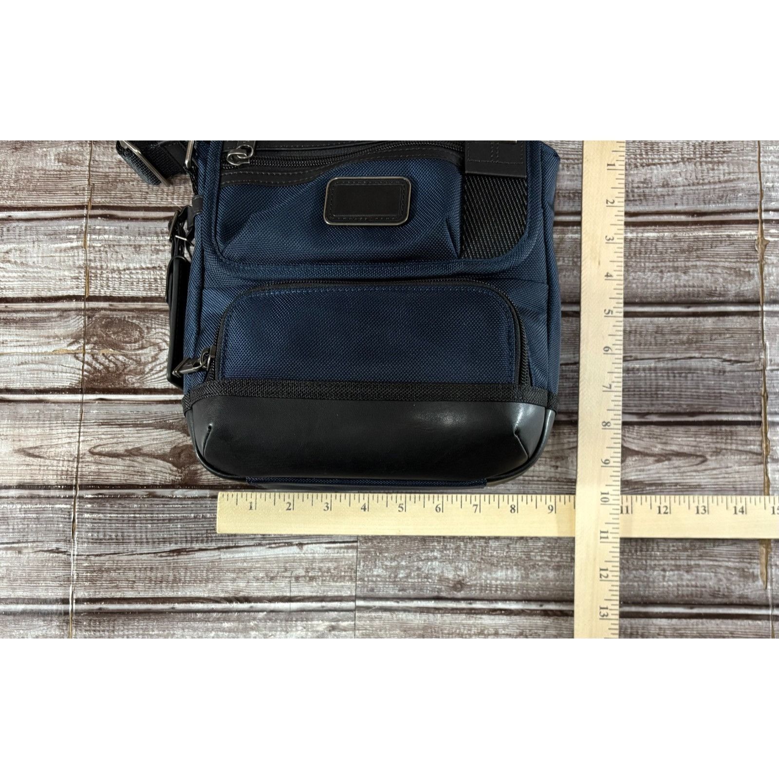 Tumi Tumi Fremont KERBY 9.5” Sling Crossbody Bag color NAVY BLUE Size ONE SIZE - 5 Thumbnail