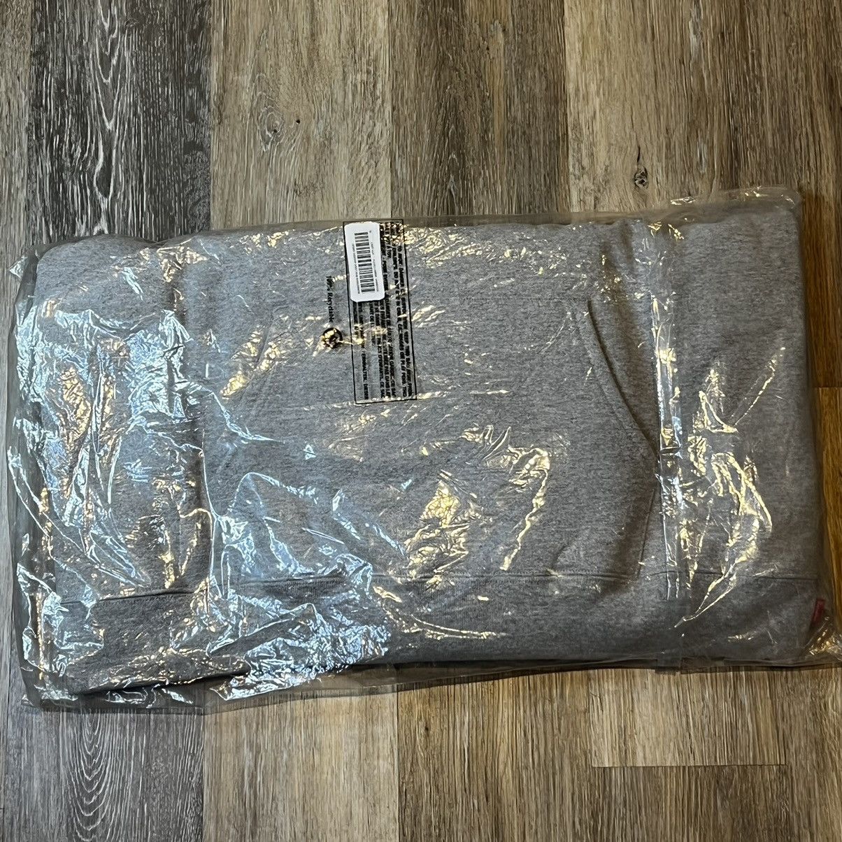 Supreme Supreme x Burberry Box Logo Hoodie Size US XL / EU 56 / 4 - 16 Thumbnail