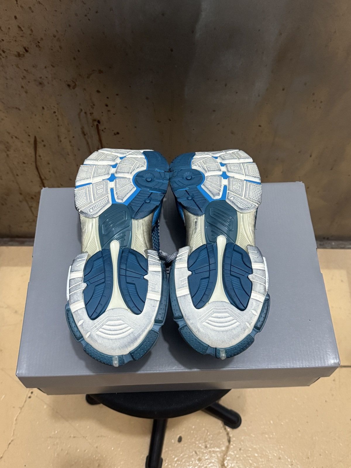 Balenciaga Balenciaga Runner - Marathon Blue/Silver Size US 8 / EU 41 - 9 Thumbnail