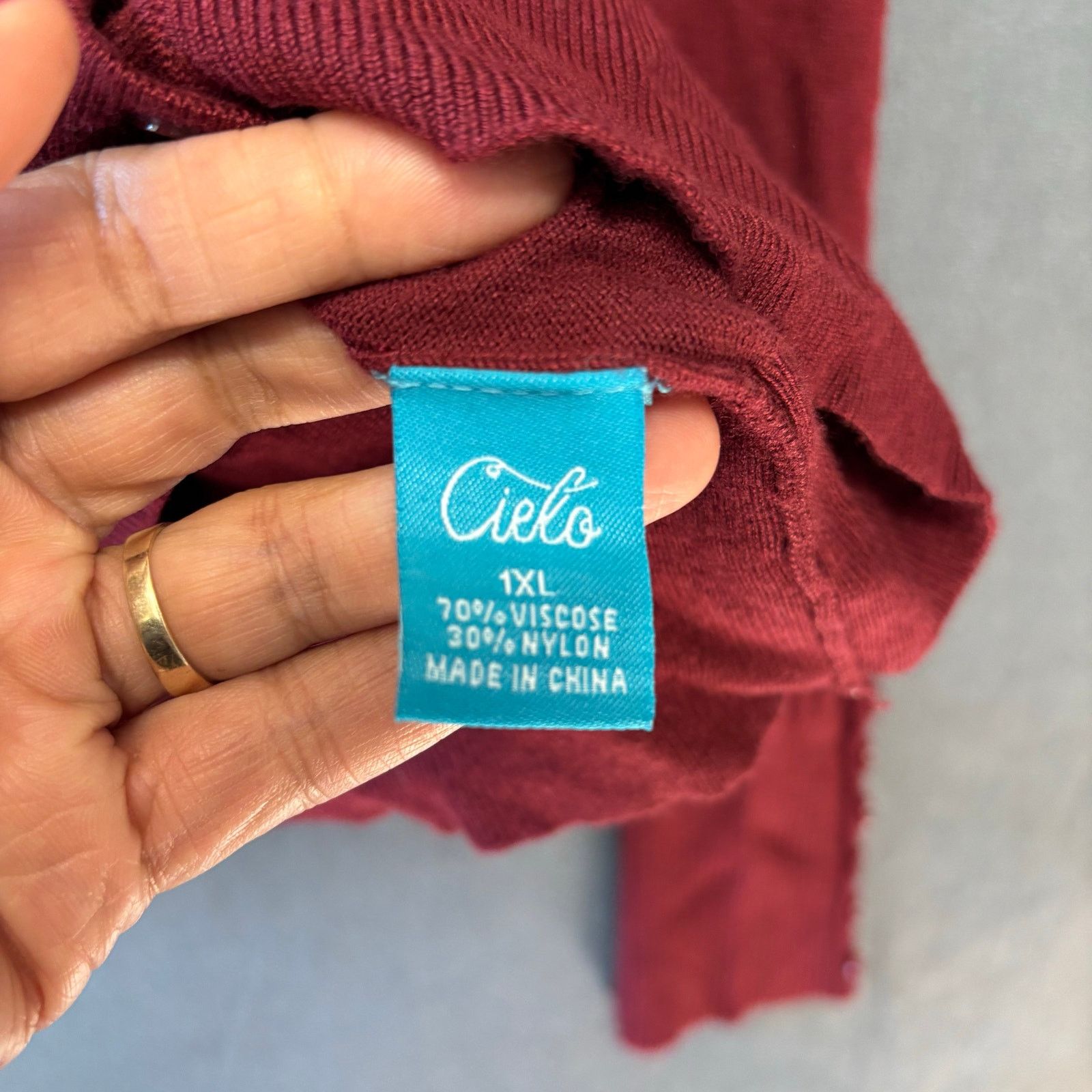 Other Cielo Burgundy Button Front Cardigan Sweater Plus Size 1XL Size XXL / US 16-18 / IT 52-54 - 5 Thumbnail