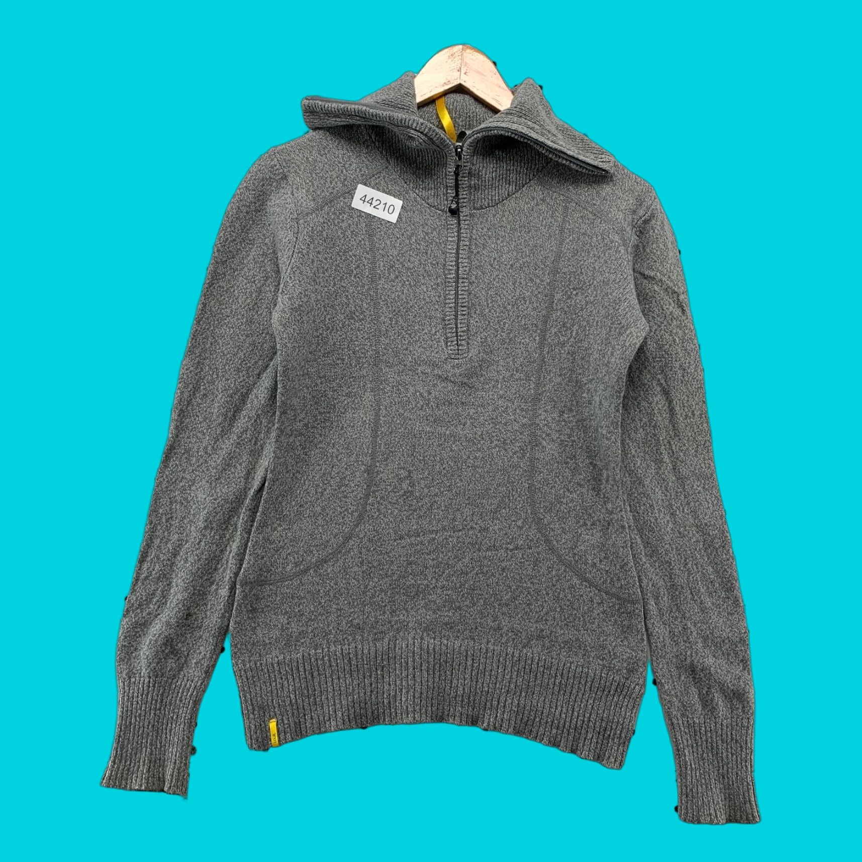 Vintage Lole Merino Wool 1/2 Zip Sweater Womens S Gray Cowl Neck 1/2 Zip Wool Knit Pullover Winter, Spring, Fall Womens Size S / US 4 / IT 40 - 1 Thumbnail