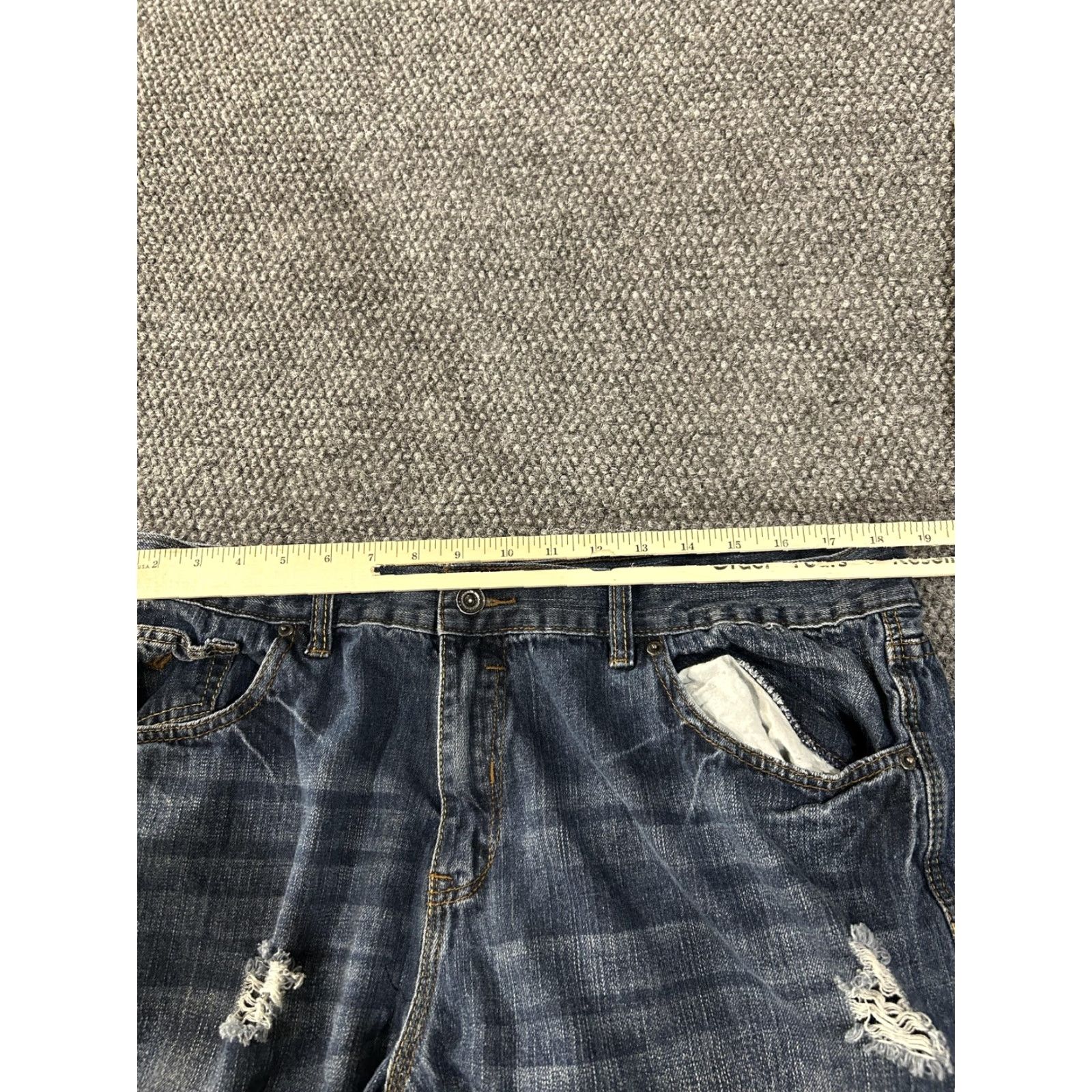 Rocawear Rocawear Jeans Mens 40 Blue Denim Straight Fit Distressed Camo Patchwork Baggy Pocketed Baggy Mens Size US 40 / EU 56 - 6 Thumbnail