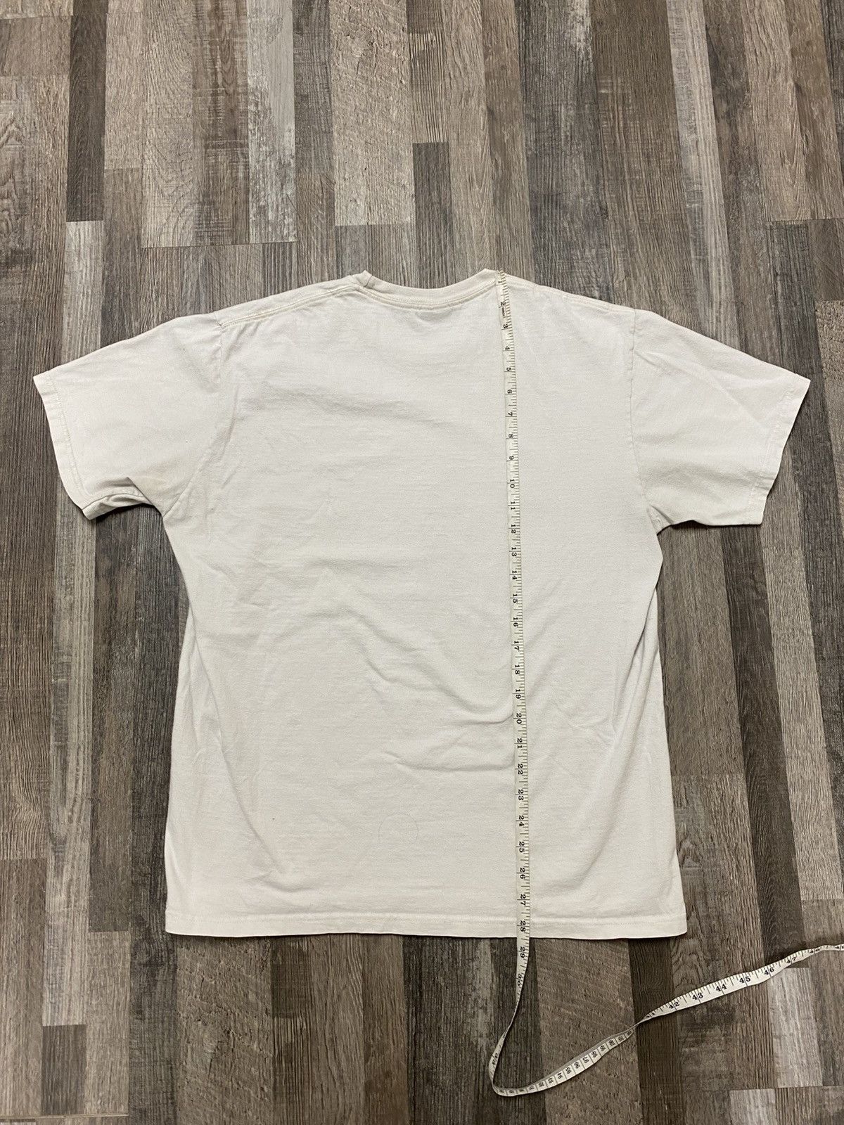 Supreme Supreme Invisible et Invincible Face Mask Tee T Shirt Rare Size US L / EU 52-54 / 3 - 5 Thumbnail