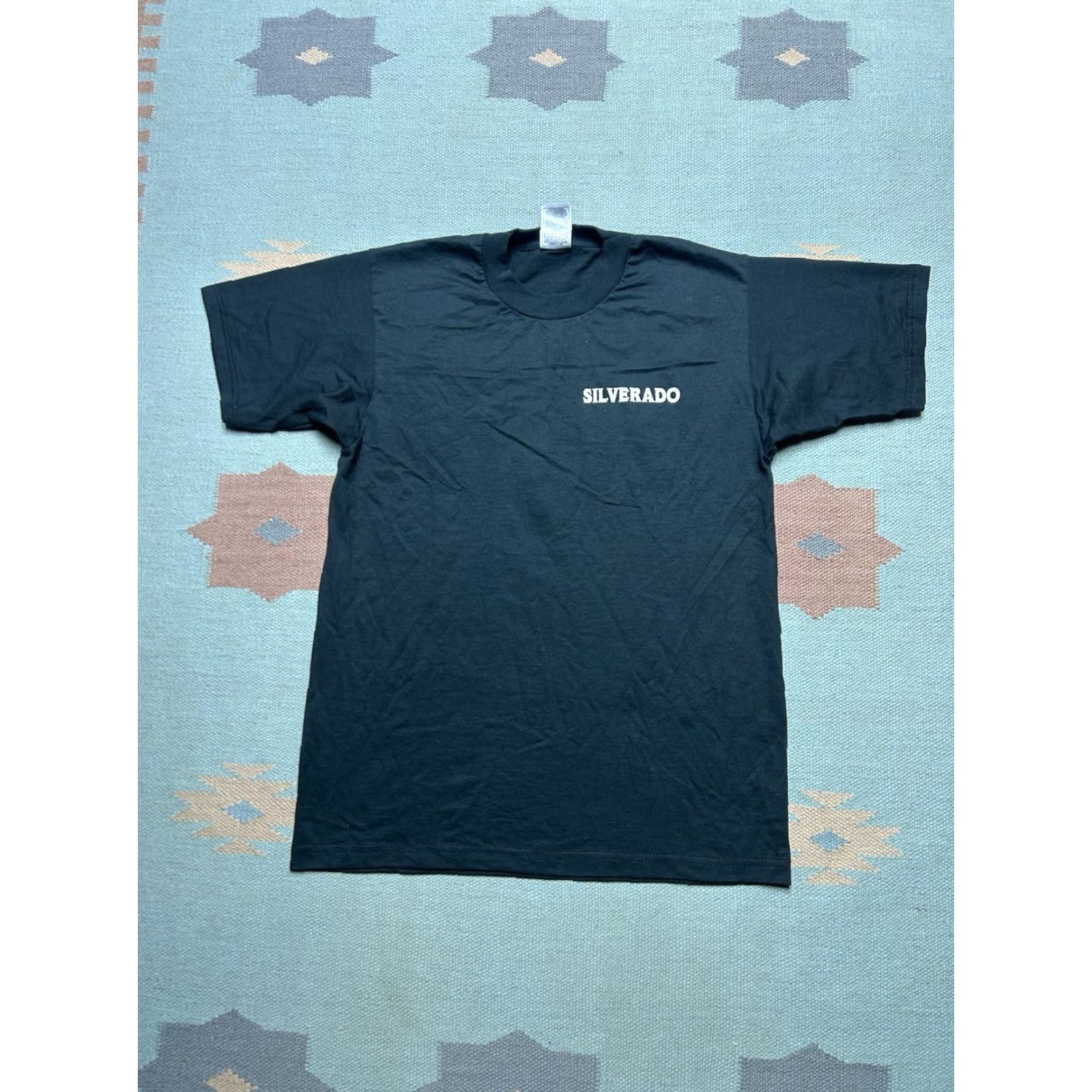 Fruit Of The Loom VINTAGE Fruit of the Loom Chevy Silverado truck car cow skull black Adult Medium T-Shirt Men Skull Cars Shirt Size US M / EU 48-50 / 2 - 3 Thumbnail