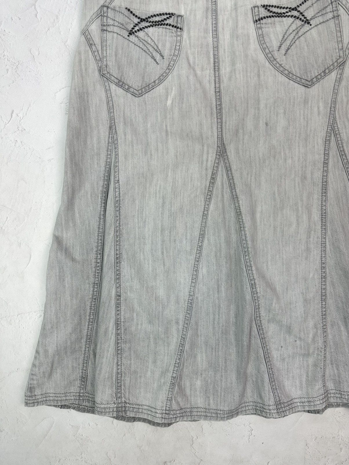 Beauty Beast × If Six Was Nine × Vintage Vintage Washed Grey Denim Flared Skirt Size 34" / US 12 / IT 48 - 9 Thumbnail