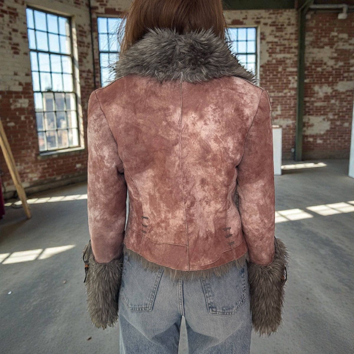 Japanese Brand Amazing Faux Fur Cropped Shearling/Sheepskin Jacket Size M / US 6-8 / IT 42-44 - 4 Thumbnail