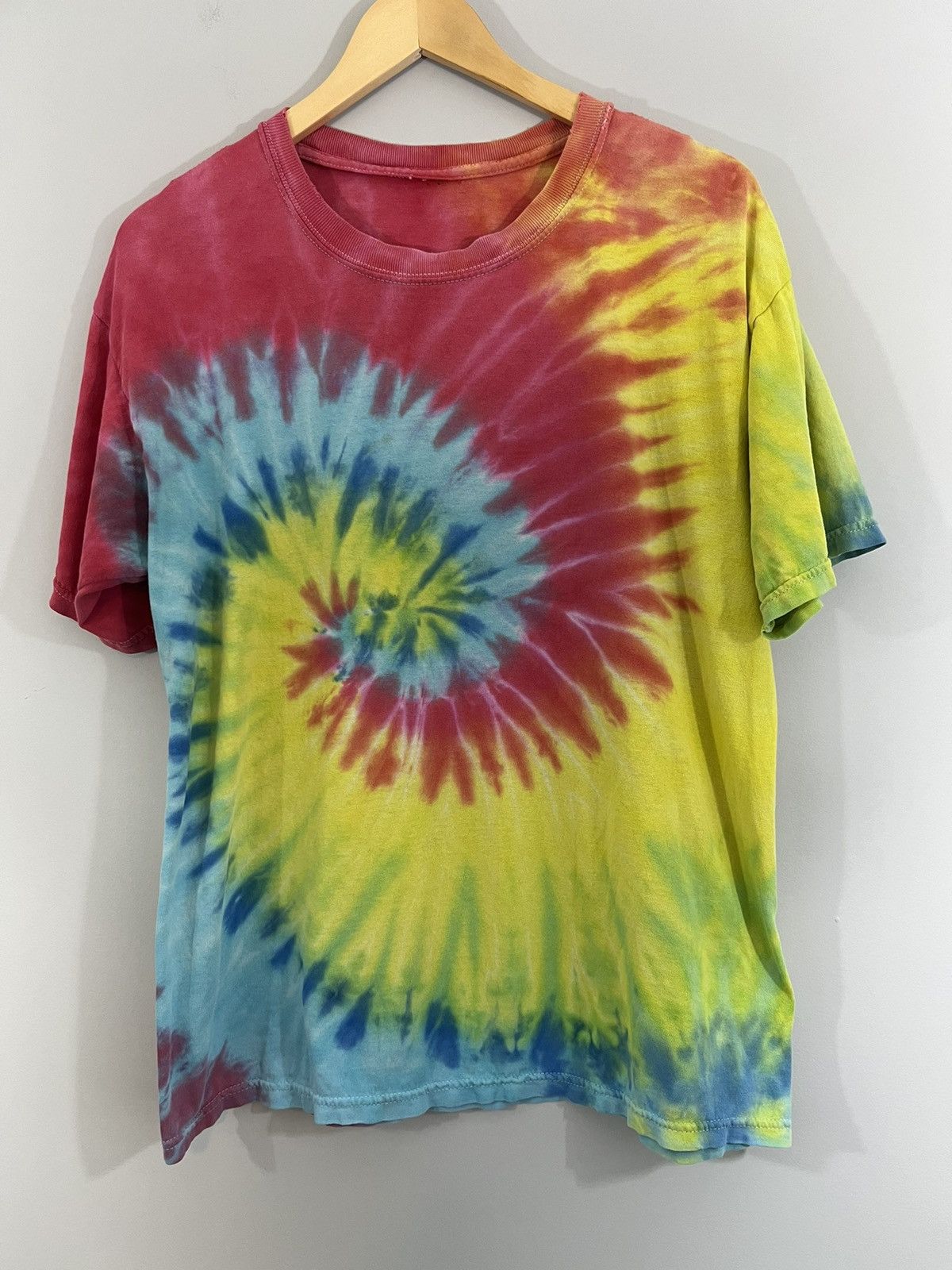 Thrashed Sun Faded Tie Dye Blank Tee