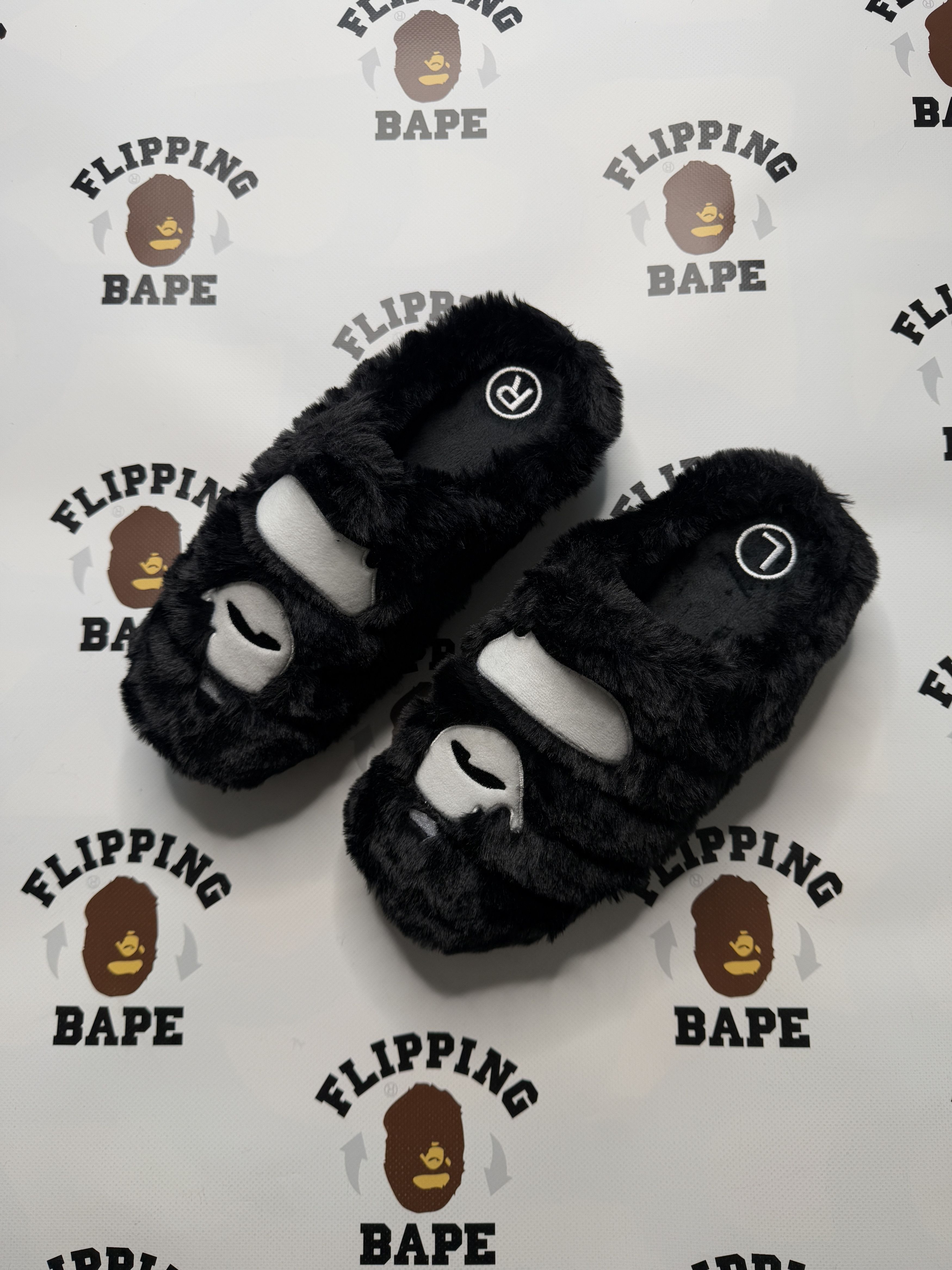 BAPE x SUBU APE HEAD PUFFER SANDALS