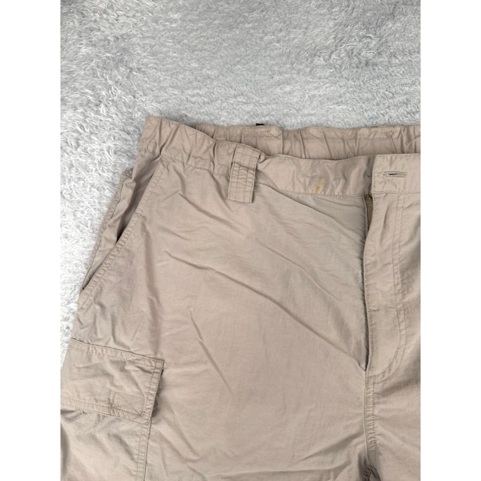 The North Face The North Face Shorts Mens XL Beige Cargo 100% Nylon Stowable 9" READ Size US 36 / EU 52 - 4 Thumbnail