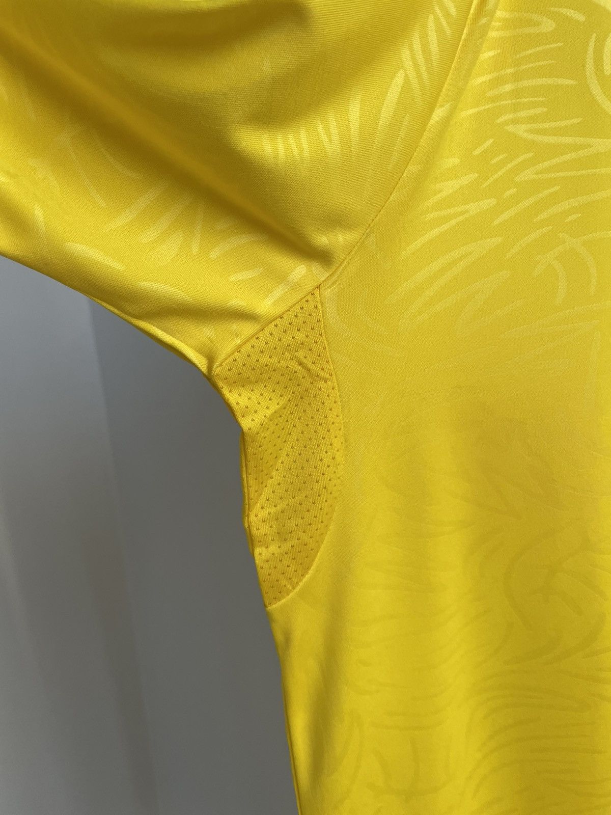 Other NEW Jamaica 2018 2019 Home Footbal Shirt Soccer Jersey Umbro Size US XXL / EU 58 / 5 - 16 Thumbnail