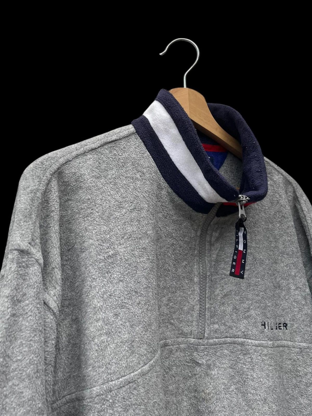 Tommy Hilfiger Vintage 90’s Tommy Hilfiger Fleece Pullover Size US S / EU 44-46 / 1 - 7 Thumbnail