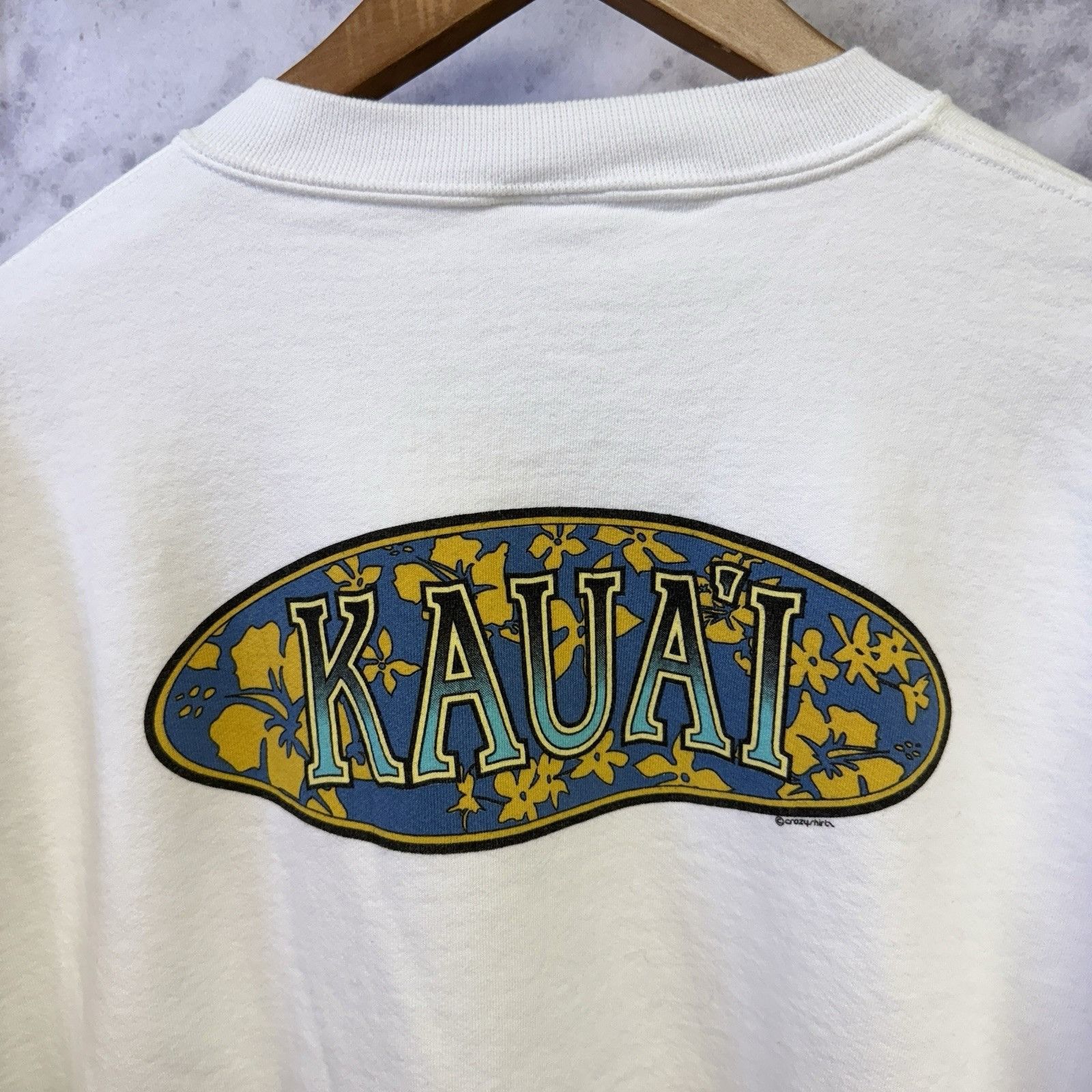 Vintage Vintage Crazy Shirts Kauai Crew Neck Sweatshirt Mens XL 26x2 Size US XL / EU 56 / 4 - 1 Thumbnail