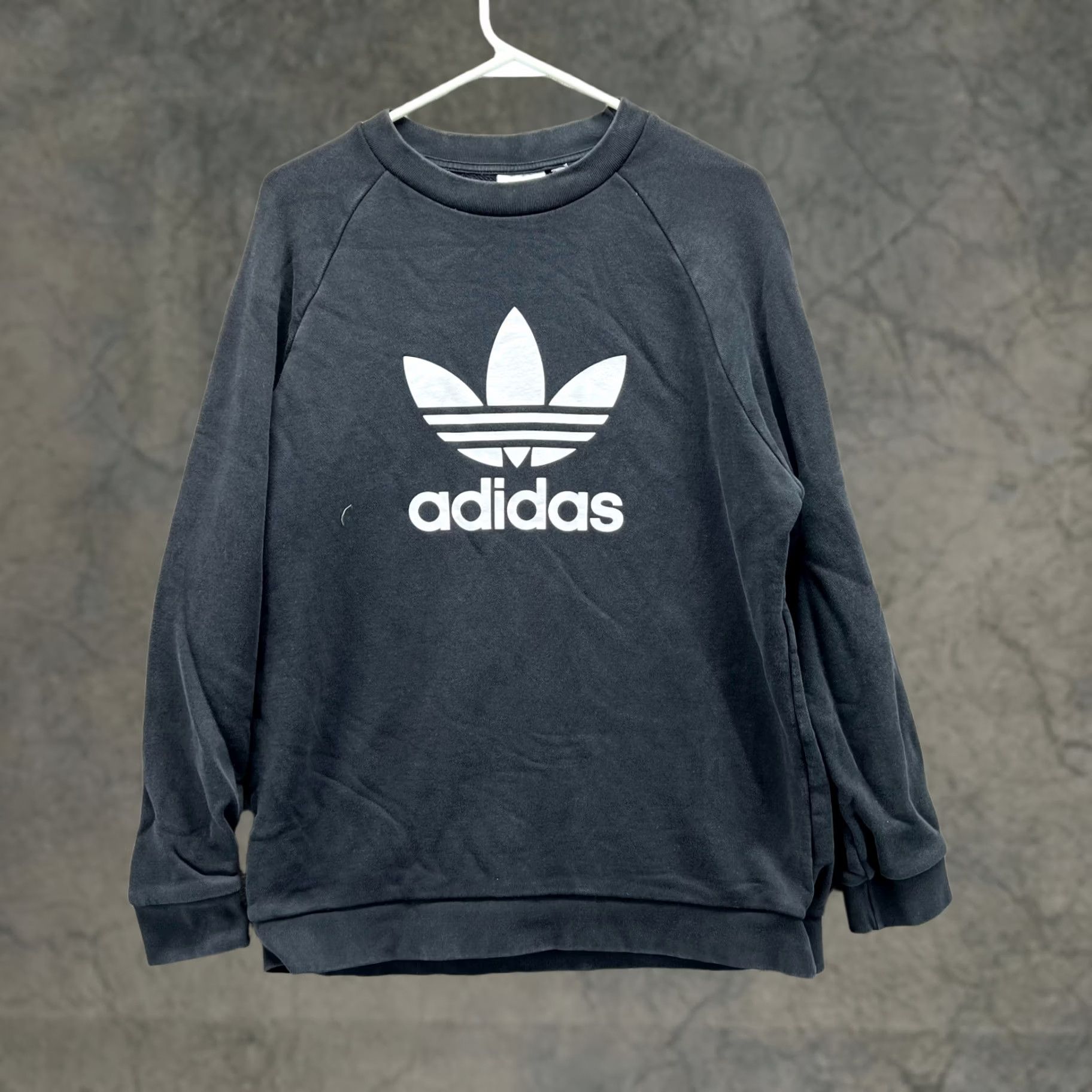 Adidas VINTAGE Adidas Sweater Mens Large Black Trefoil Warm-Up Crew Sweatshirt Pullover Fleece Size US L / EU 52-54 / 3 - 1 Thumbnail