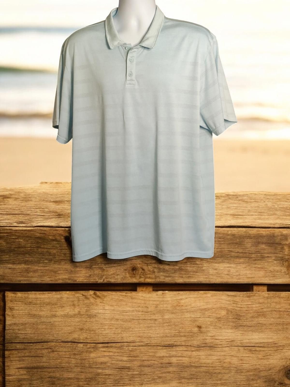 Old Navy Old Navy XXL Light Blue Active Polo Shirt Size US XXL / EU 58 / 5 - 3 Thumbnail