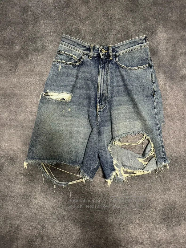 Other Balenciaga size XS Big Destroyed Washed Denim Shorts Size US 28 / EU 44 - 1 Thumbnail