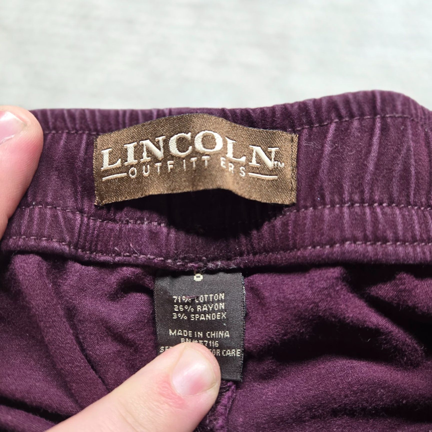 Vintage Lincoln Outfitters Women's Jegging Pant Purple Pull-On Elastic Waist 8 Denim Cotton Cotton-Blend Regular Jeans Adult Womens Purple 80s? Size 30" / US 8 / IT 44 - 2 Thumbnail