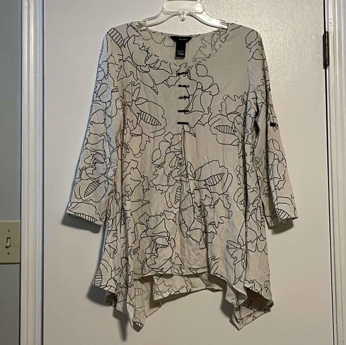 Other Ali Miles Beige 3/4 Sleeve Top Size S / US 4 / IT 40 - 1 Thumbnail