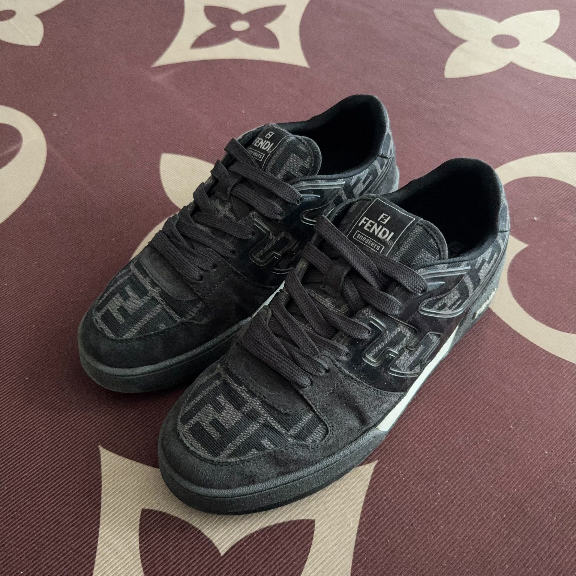 Fendi Fendi Black Lowtop Sneakers 44 Men Size US 10.5 / EU 43-44 - 1 Thumbnail