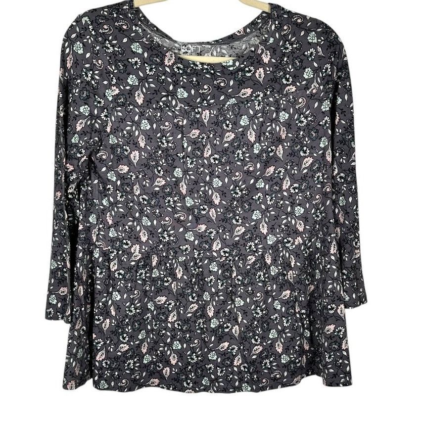 Ann Taylor LOFT Gray with Pink White Floral Design Babydoll Top Small Size S / US 4 / IT 40 - 1 Thumbnail