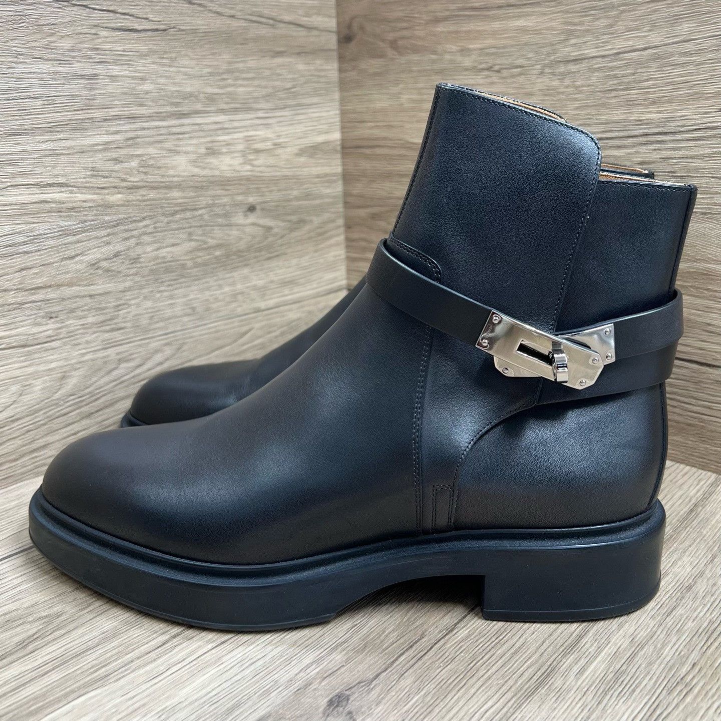 Hermes Hermes Silver Boots us_11 Women Size US 11 / IT 41 - 1 Thumbnail