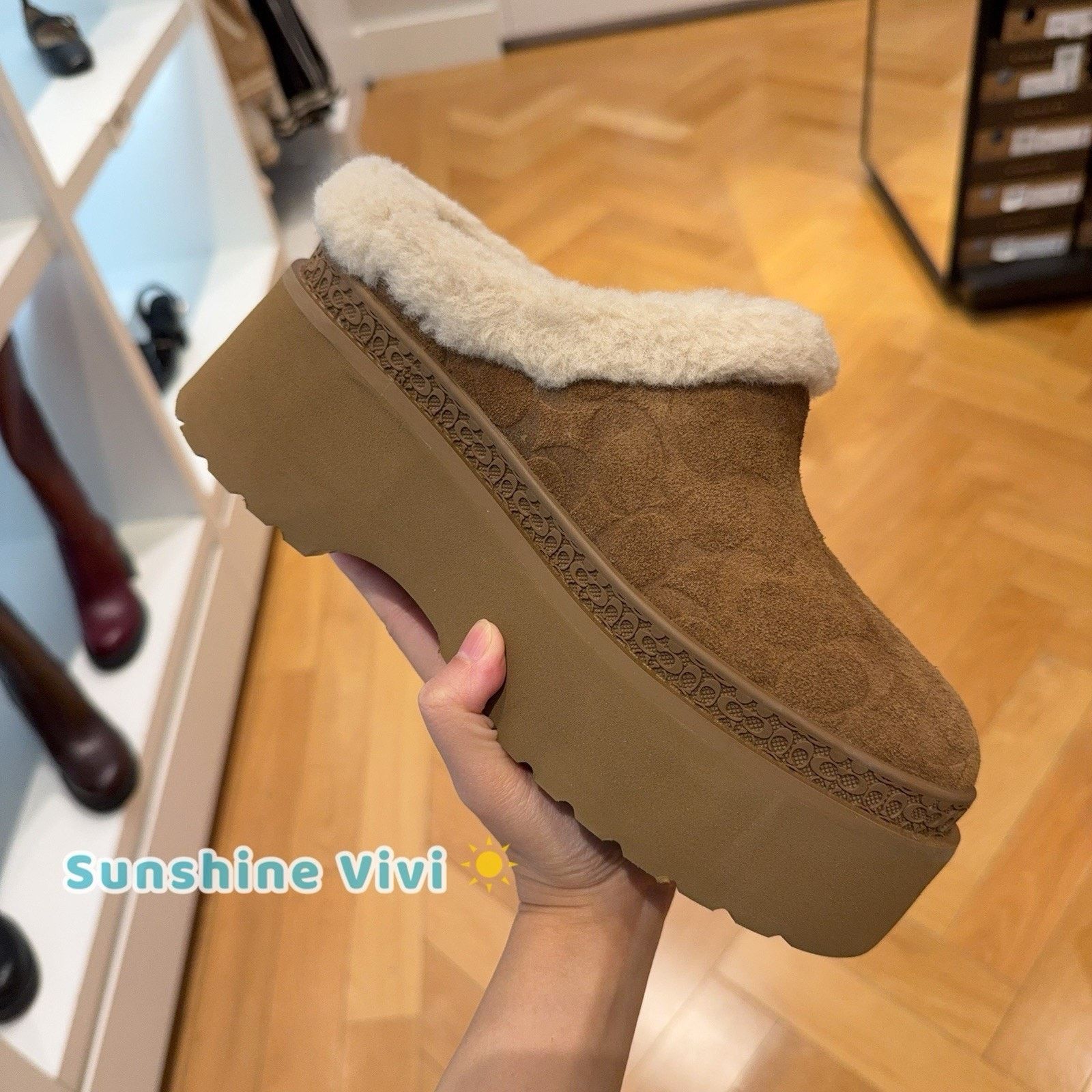 Coach NWT COACH Cecelia Signature Shearling Clog CCO36 Tobacco Size US 7 / IT 37 - 3 Thumbnail