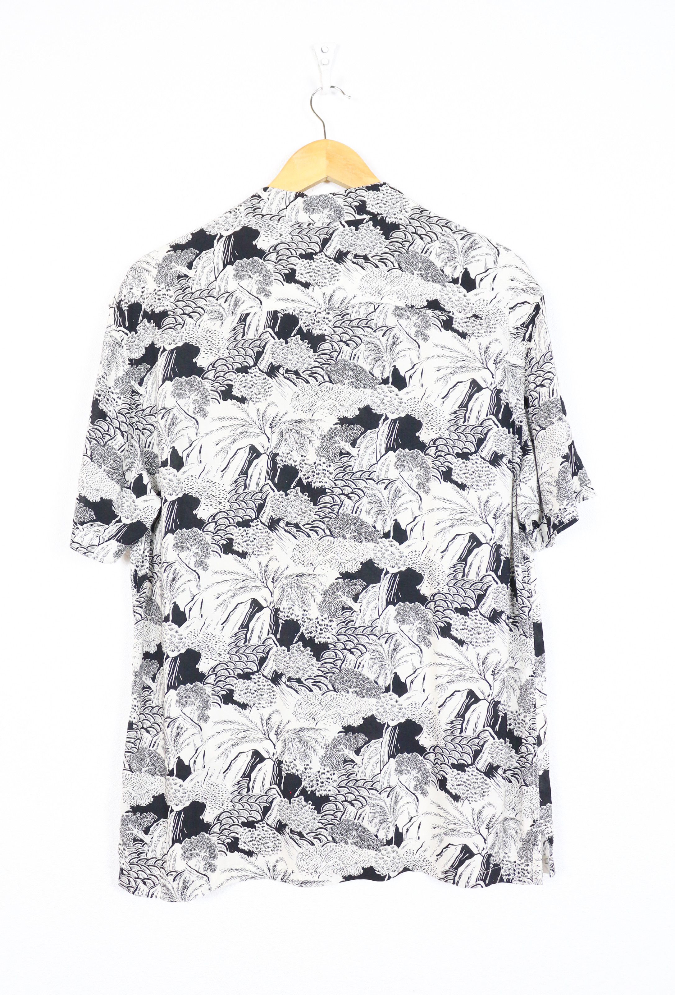 Allsaints Allsaints Archive Mauna Japanese Viscose Open Collar Shirt Size US M / EU 48-50 / 2 - 4 Thumbnail