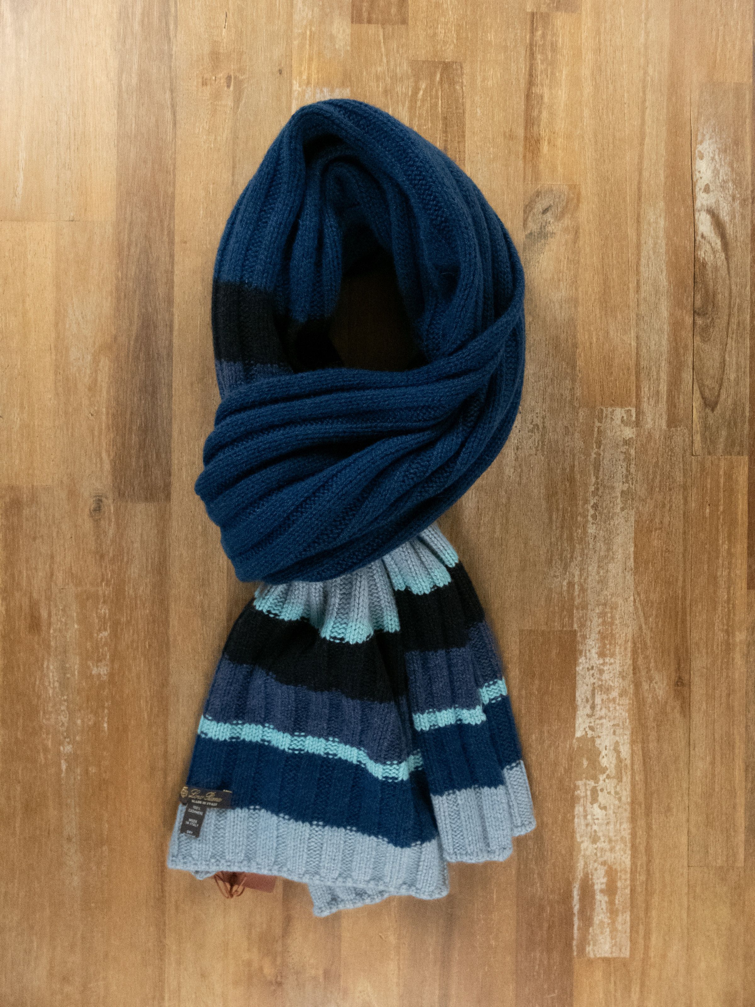 Loro Piana LORO PIANA Deer Valley navy blue knit pure cashmere scarf Size ONE SIZE - 5 Thumbnail