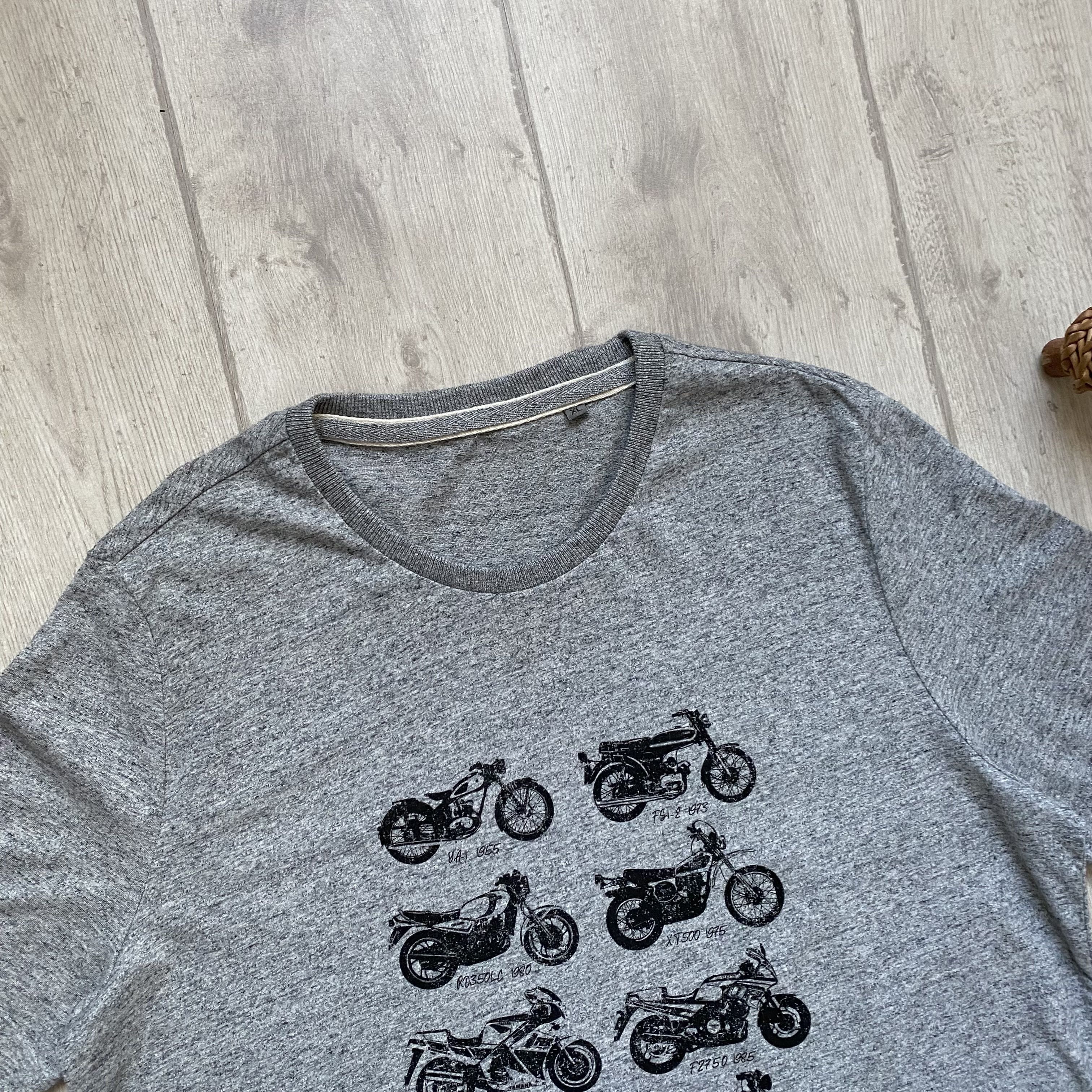 Yamaha 🏍 Yamaha Tee Official Product Vintage Modell print Size US XL / EU 56 / 4 - 5 Thumbnail