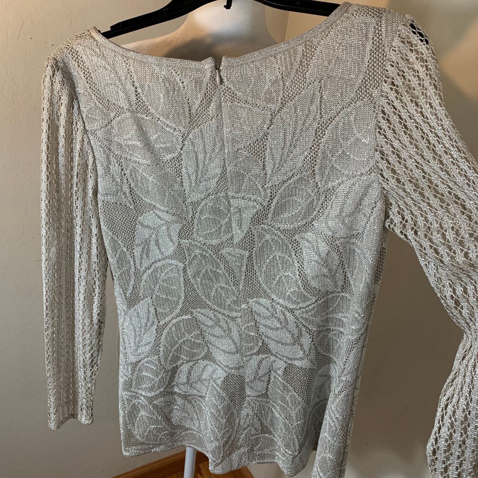 Other David’s Bridal silver top size 6 Size S / US 4 / IT 40 - 5 Thumbnail