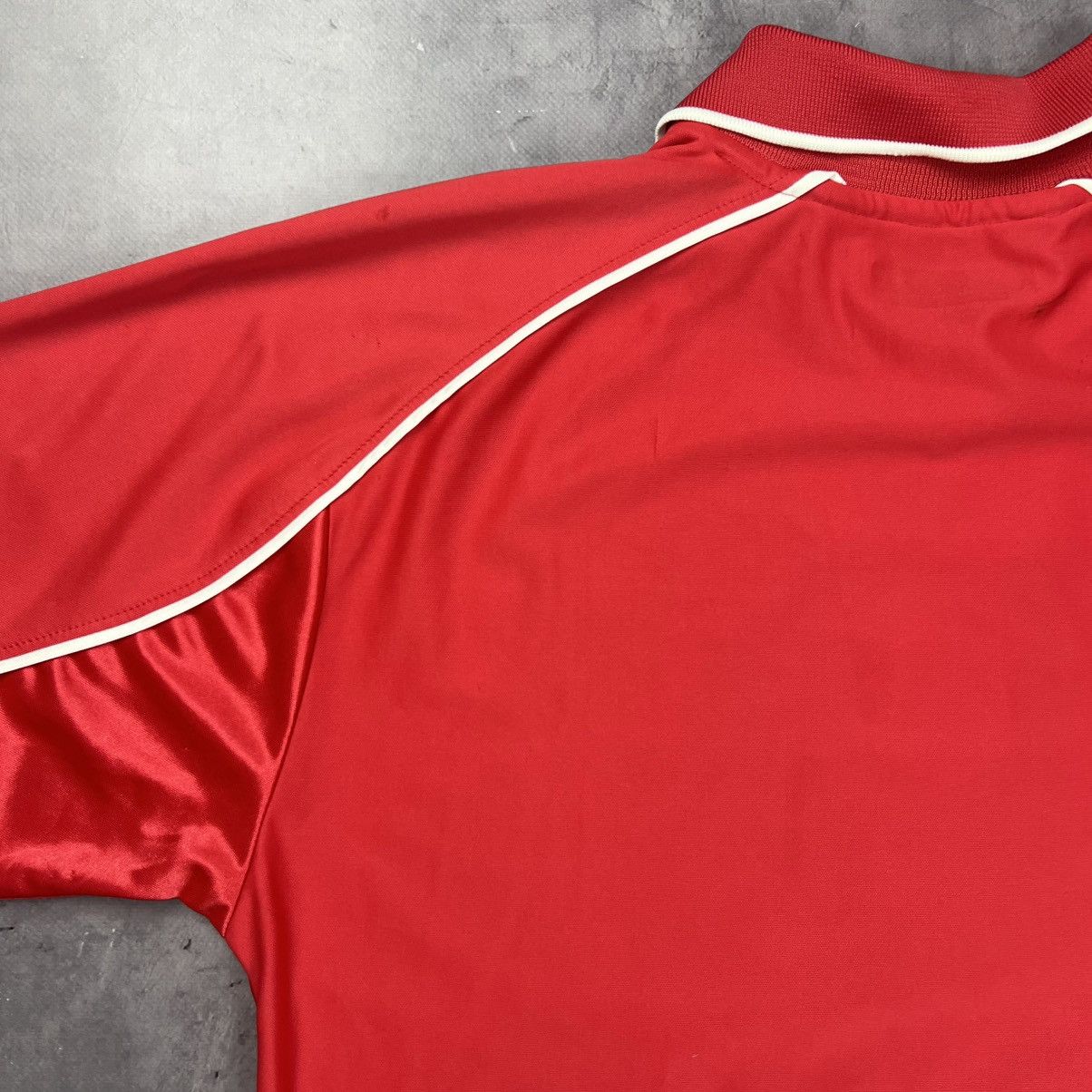 Reebok Rare! Liverpool Reebok 00s Vintage Jersey Shirt Size US M / EU 48-50 / 2 - 17 Thumbnail