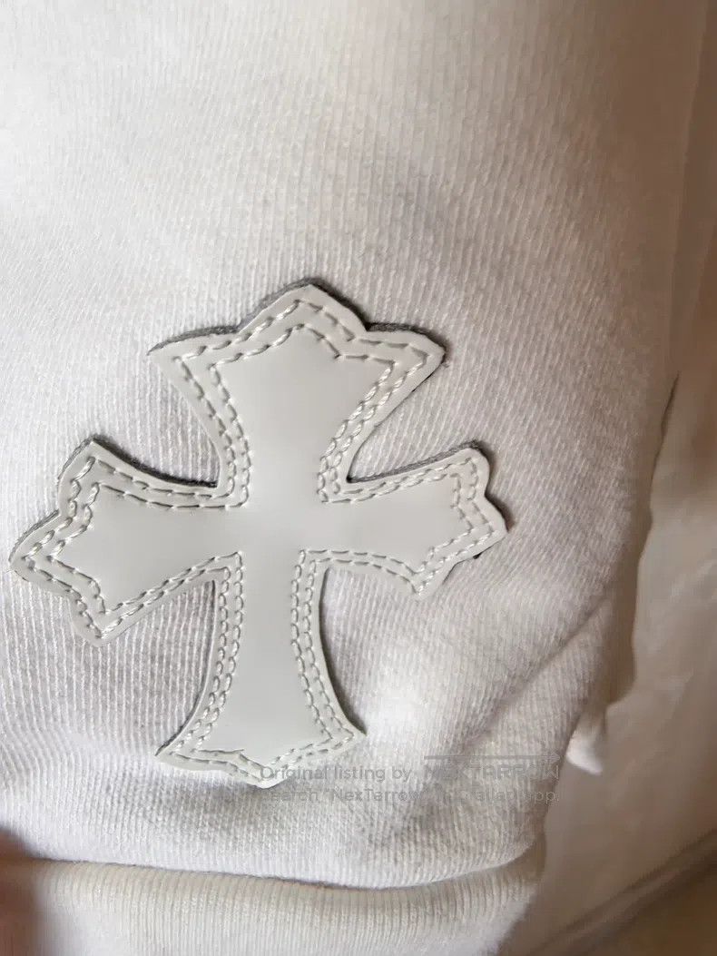 Chrome Hearts CHROME HEARTS Size M White leather cross sweater Size US M / EU 48-50 / 2 - 3 Thumbnail
